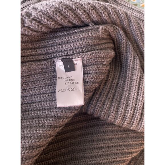 JOSEPH 100% Merino Wool Asymetrical Sweater $590 Gray Size Large Made in ITALY - Picture 7 of 7